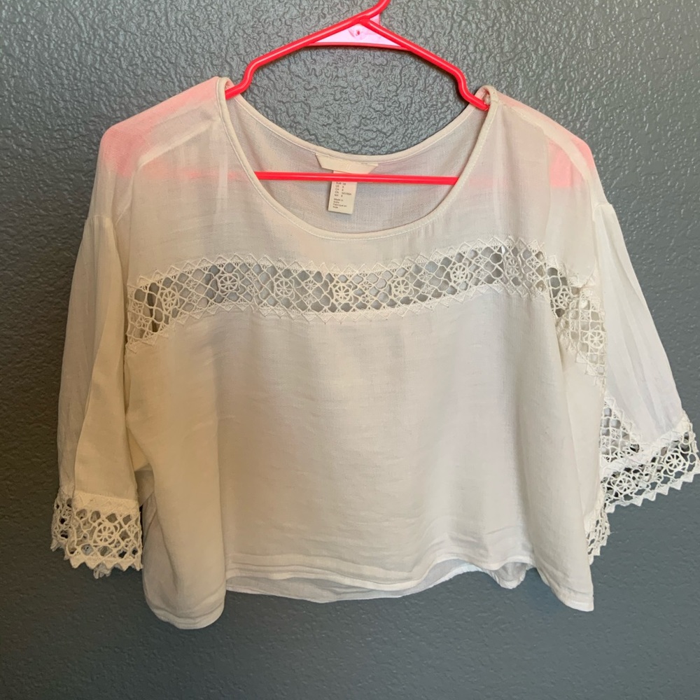 White crop top